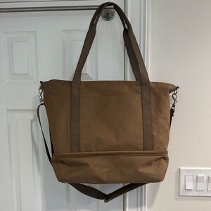 Lo & Sons Catalina Deluxe Tote